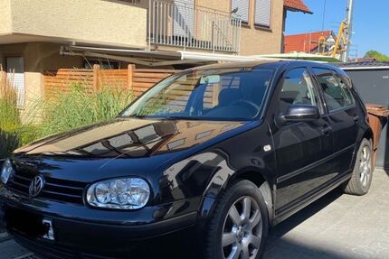 VW Golf 205.000 km 1.700 &euro; Erdmannhausen 71729