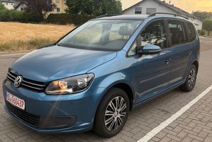 VW Touran 123.000 km 8.500 &euro; Sinsheim 74889