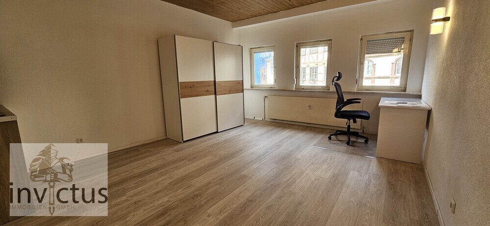 Vollständig saniertes Apt. mit Teilmöblierung in der Innenstadt von Bad Wimpfen zu vermieten - hier ist alles Neu!