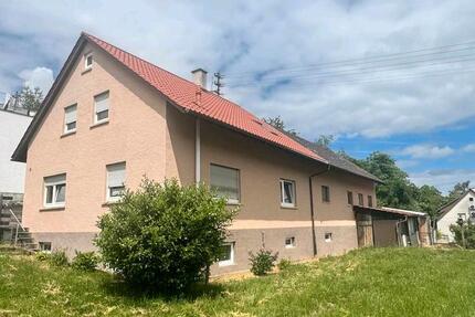 Haus Sinsheim - 7 Zimmer, 100 m&sup2;, 410.000&euro; | Angebot:26803145
