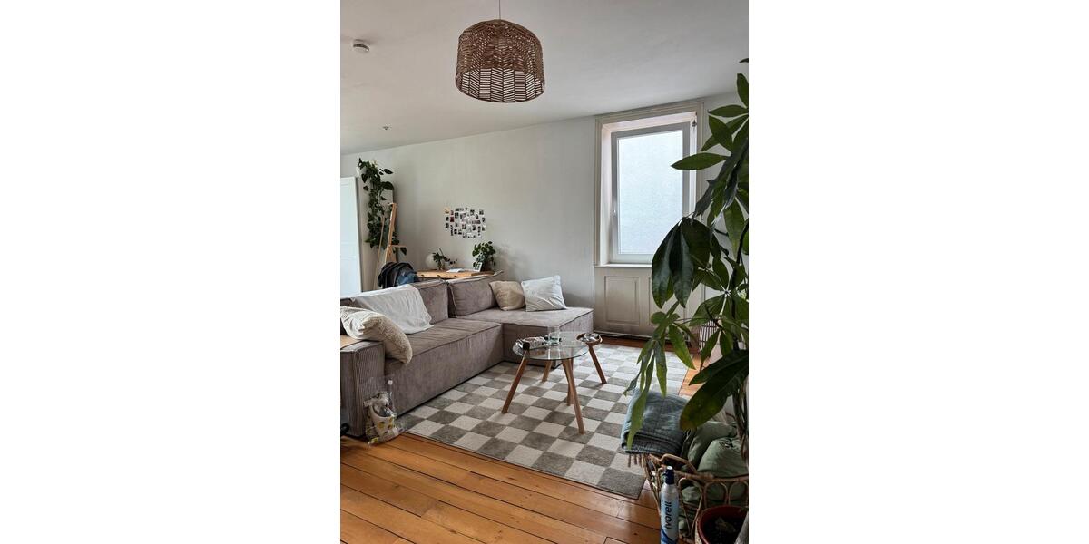 Dachgeschoßwohnung Ludwigsburg - 5 Zimmer, 144 m&sup2;, 470&euro; | Angebot:27625118