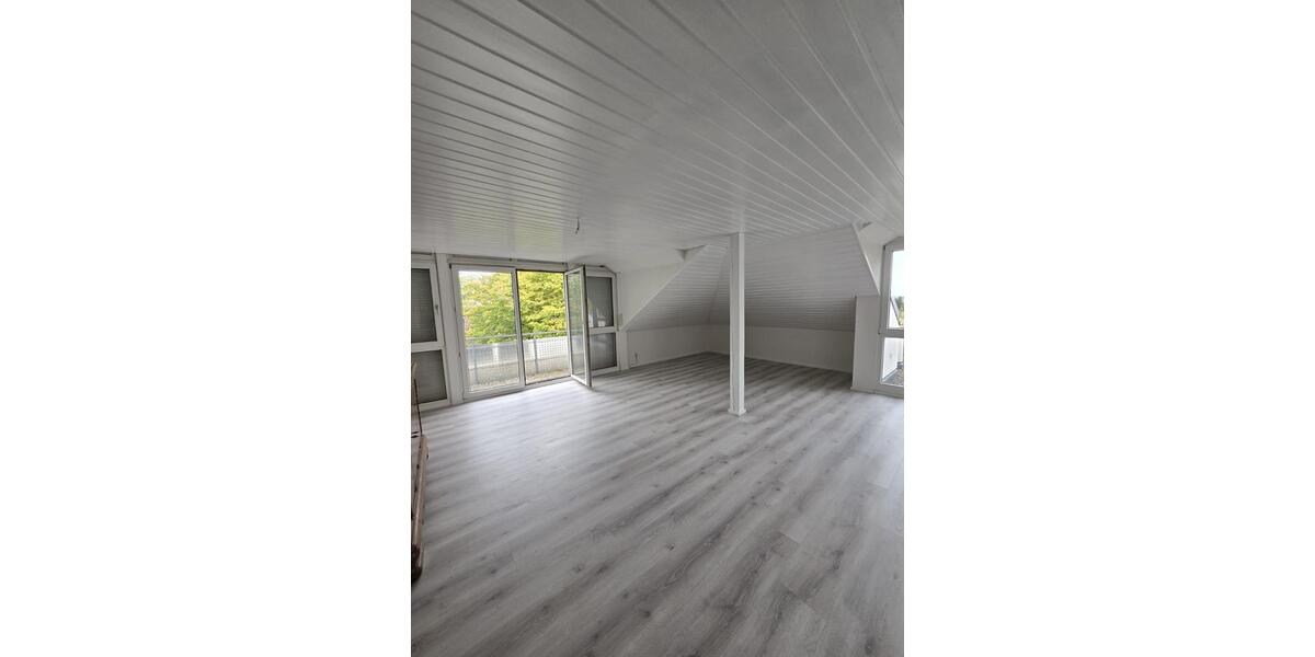 Dachgeschoßwohnung Marbach am Neckar - 3 Zimmer, 100 m&sup2;, 380.000&euro; | Angebot:27595730
