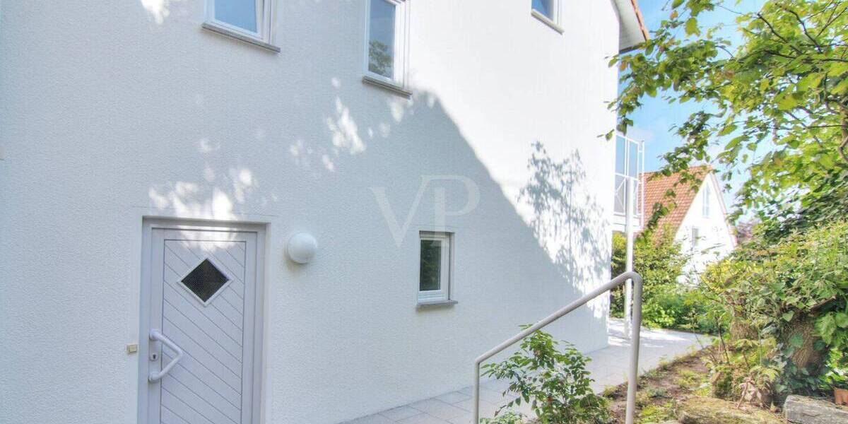 Doppelhaushälfte Weinsberg - 8 Zimmer, 165 m&sup2;, 1.990&euro; | Angebot:26820278