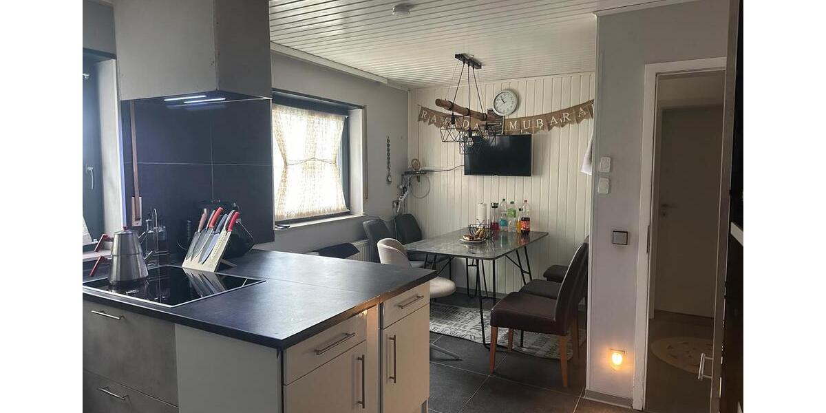 Einfamilienhaus Sinsheim - 8 Zimmer, 150 m&sup2;, 650.000&euro; | Angebot:26536140
