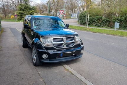Dodge Nitro 140.055 km 7.450 &euro; Heilbronn 74072