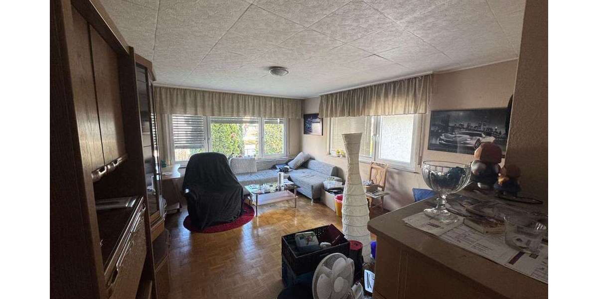 Etagenwohnung Ludwigsburg Pflugfelden - 4 Zimmer, 90 m&sup2;, 1.100&euro; | Angebot:26757052