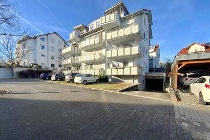 Lichtdurchflutete 3-Zimmerwohnung mit EBK und Süd-West Balkon in Freiberg am Neckar 3 zimmer