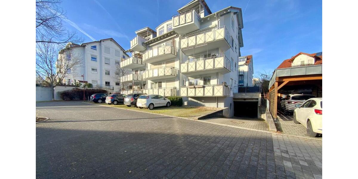 Lichtdurchflutete 3-Zimmerwohnung mit EBK und Süd-West Balkon in Freiberg am Neckar 3 zimmer