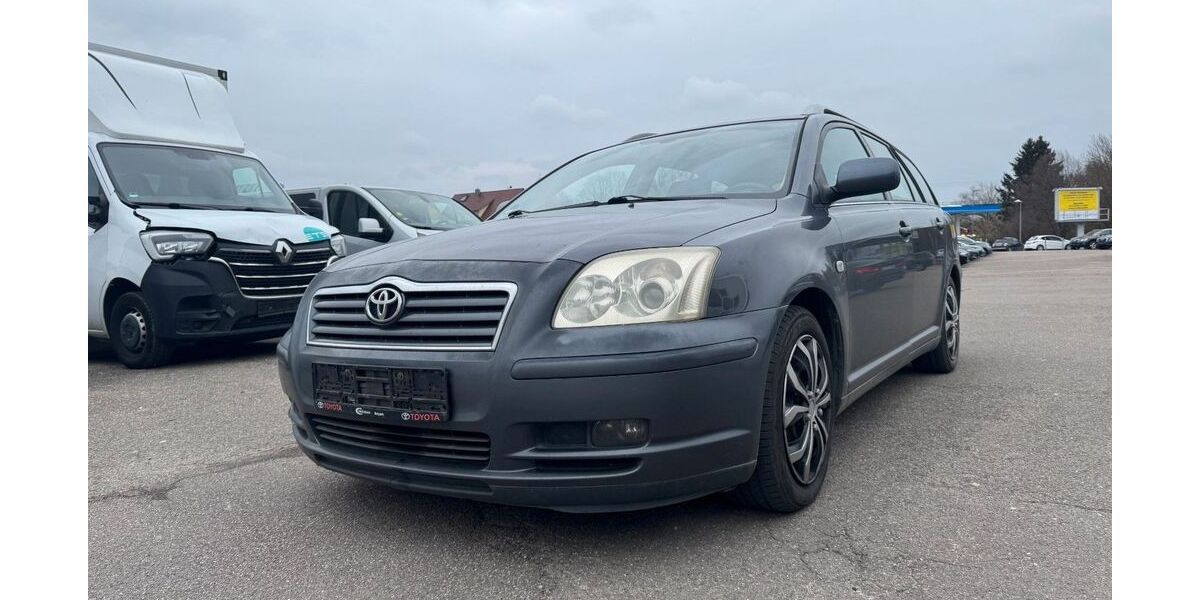Toyota Avensis 253.000 km 2.290 &euro; Öhringen 74613