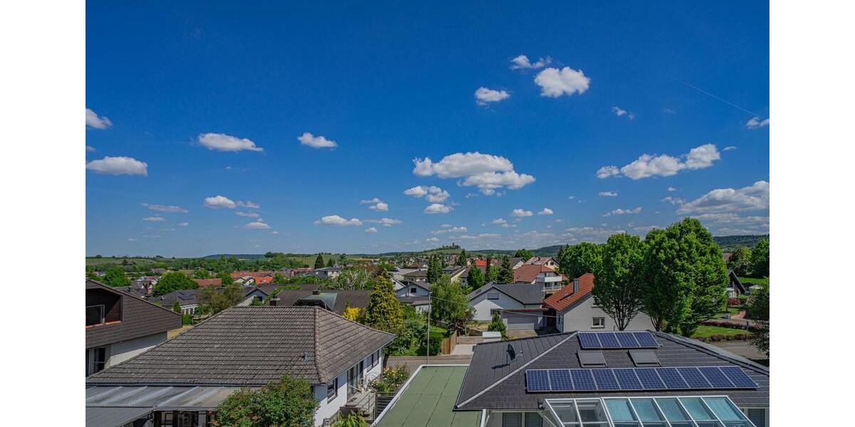 Einfamilienhaus Sulzfeld - 7 Zimmer, 230 m&sup2;, 520.000&euro; | Angebot:26592934