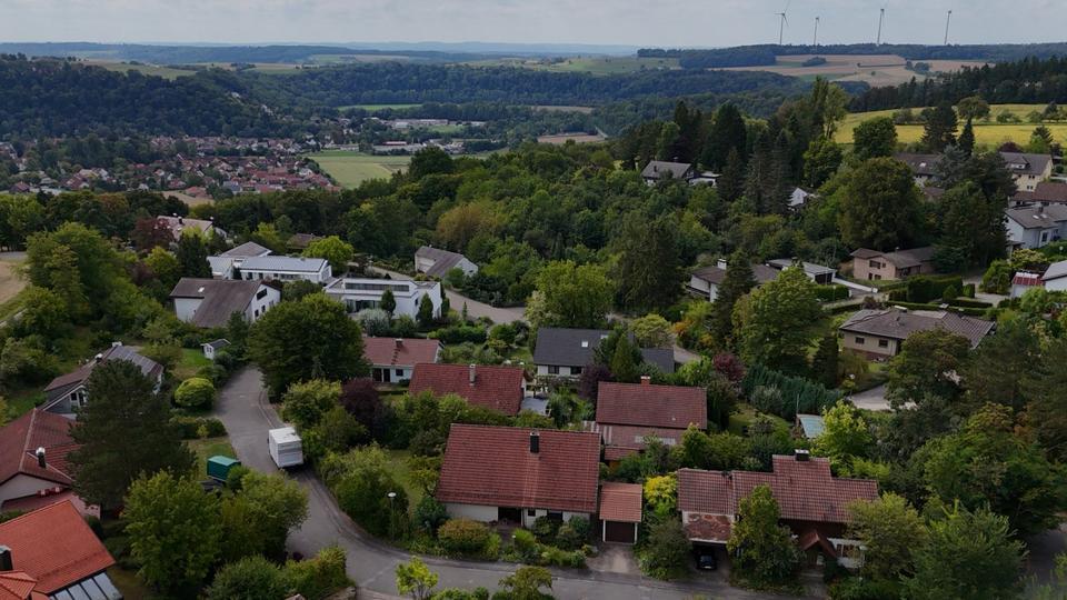Zweifamilienhaus 238m² im Grünen, Glasfaser, Scheune