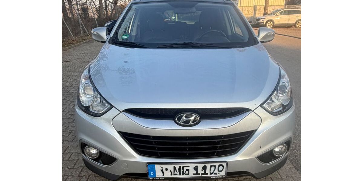 Hyundai ix35 152.000 km 9.800 &euro; Ludwigsburg 71634