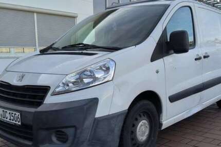 Peugeot Expert 107.000 km 8.900 &euro; Bietigheim-Bissingen 74321