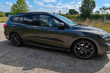 Ford Focus 72.500 km 22.999 &euro; Sinsheim 74889
