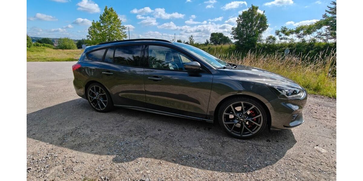 Ford Focus 72.500 km 22.999 &euro; Sinsheim 74889