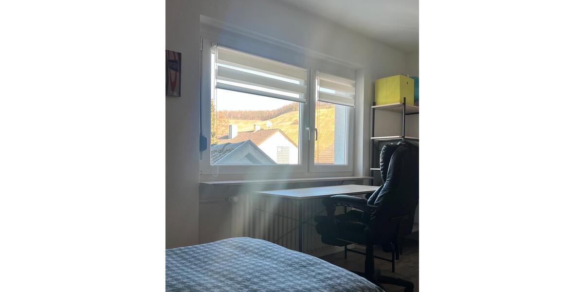 Dachgeschoßwohnung Eberstadt - 2.5 Zimmer, 75 m&sup2;, 1.200&euro; | Angebot:26326753