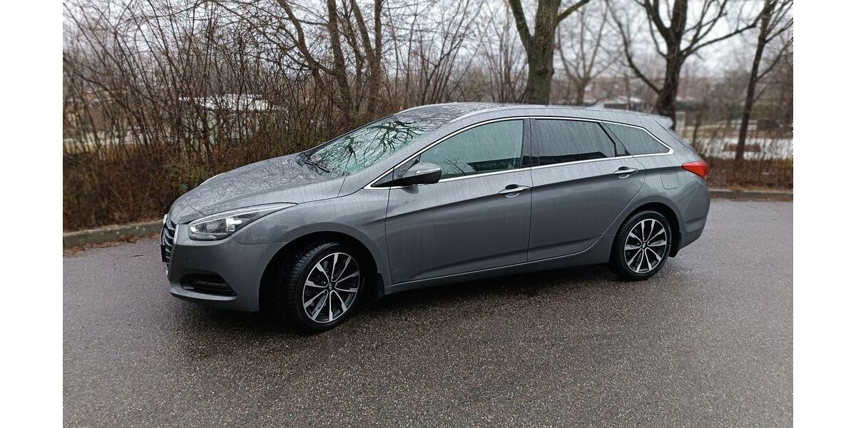 Hyundai i40 136.000 km 9.500 &euro; Brackenheim 74336