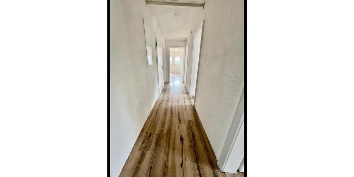 Erdgeschoßwohnung Güglingen - 4 Zimmer, 88 m&sup2;, 480&euro; | Angebot:26587017