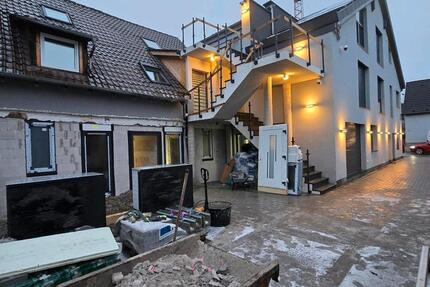 wg wohnung mit separatem Eingang und eigenem Bad und Küche 23m² 1 zimmer