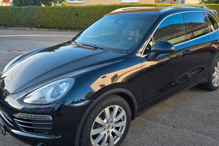 Porsche Cayenne 136.000 km 22.450 € Bad Friedrichshall 74177