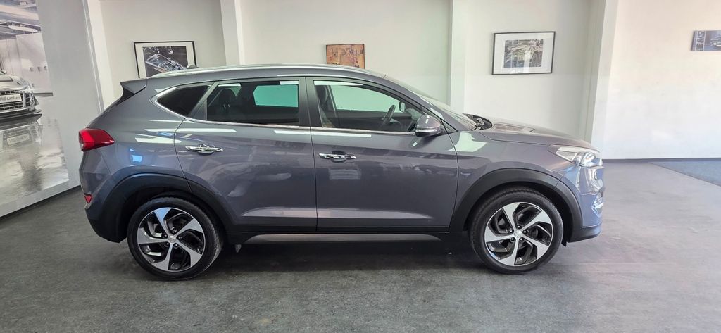 Hyundai TUCSON 70.000 km 16.900 &euro; Asperg/Ludwigsburg bei Stuttgart 71679