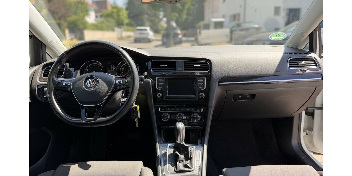 VW Golf VII 1.4 TSI DSG Lim. Highline Navi 117.000 km 10.990 &euro; Neckarsulm 74172