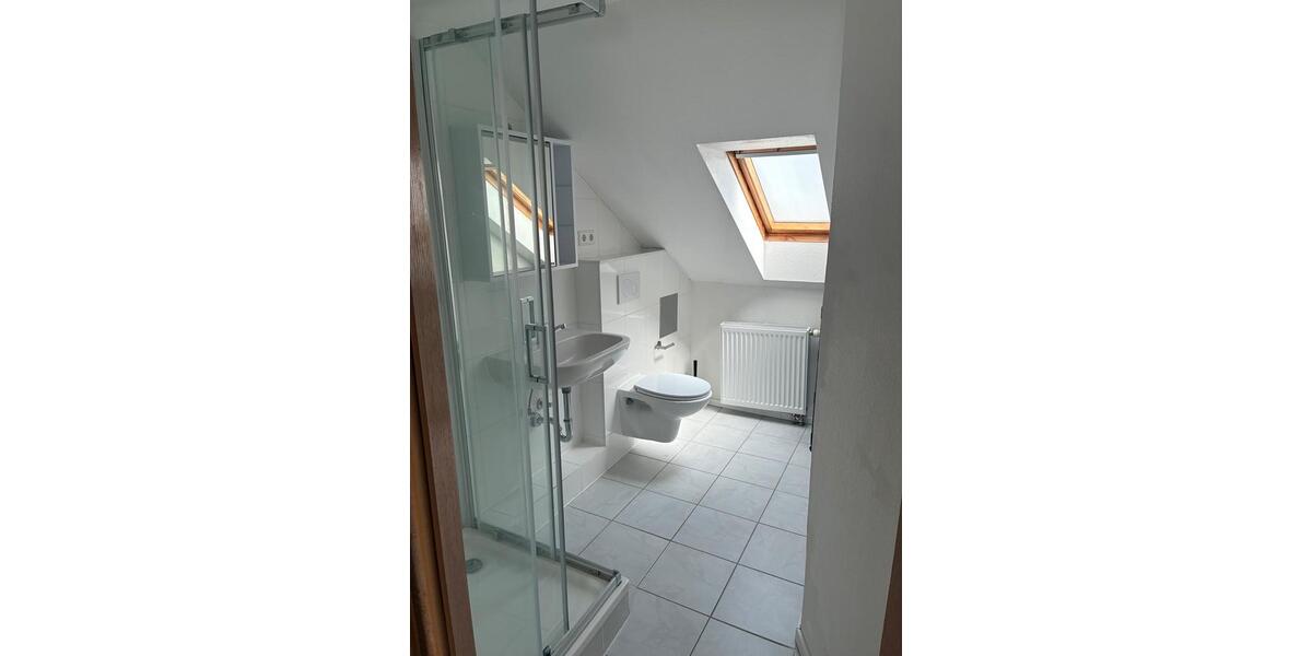 Dachgeschoßwohnung Pfedelbach - 1.5 Zimmer, 30 m&sup2;, 450&euro; | Angebot:26626714