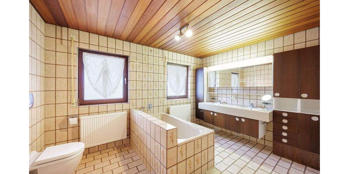 Bungalow Cleebronn - 6 Zimmer, 220 m&sup2;, 695.000&euro; | Angebot:25698033