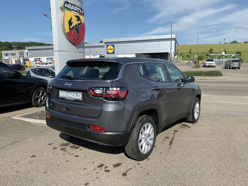 Compass 1.5 Mild-Hybrid Altitude Automatik