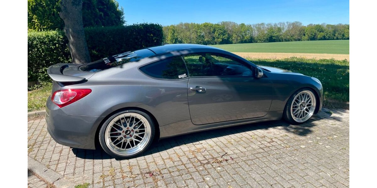 Hyundai Genesis 103.000 km 15.900 &euro; Neckarsulm 74172