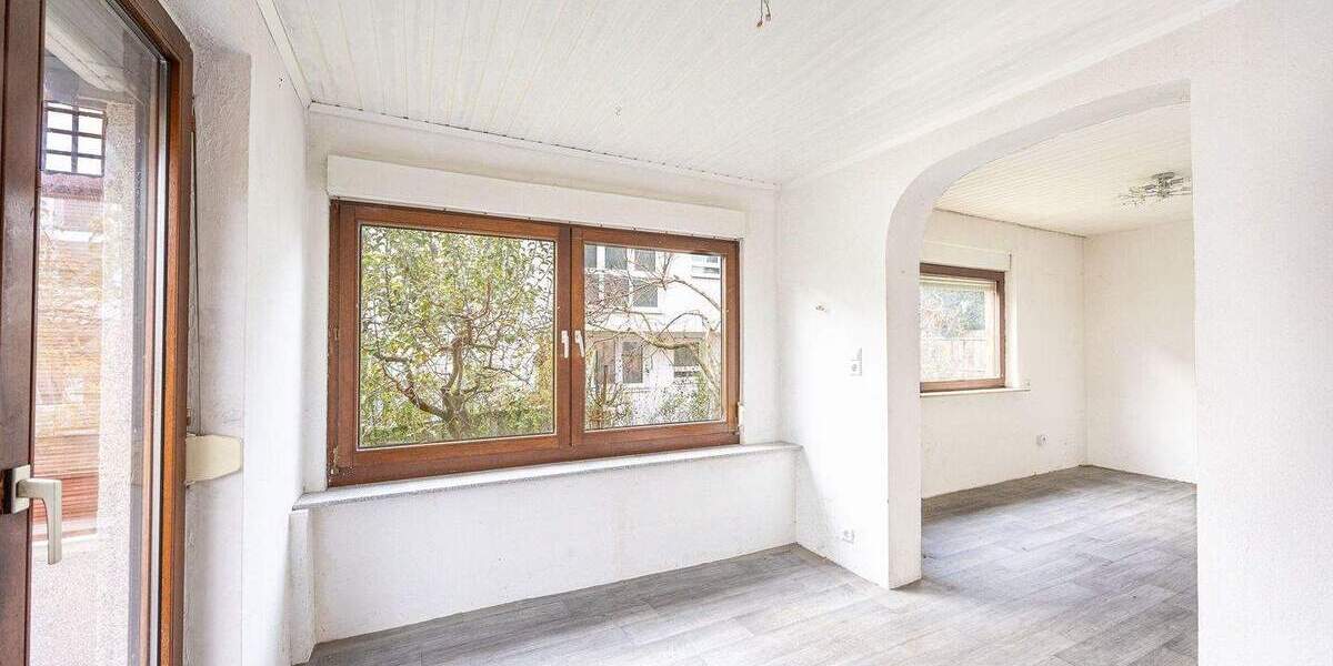 WEITBLICK: Zweifamilienhaus in Bestlage! 6 zimmer