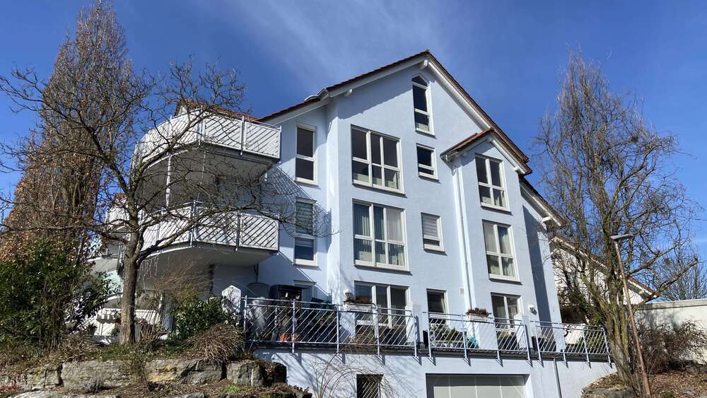 Etagenwohnung Brackenheim - 4.5 Zimmer, 107 m&sup2;, 330.000&euro; | Angebot:25194289
