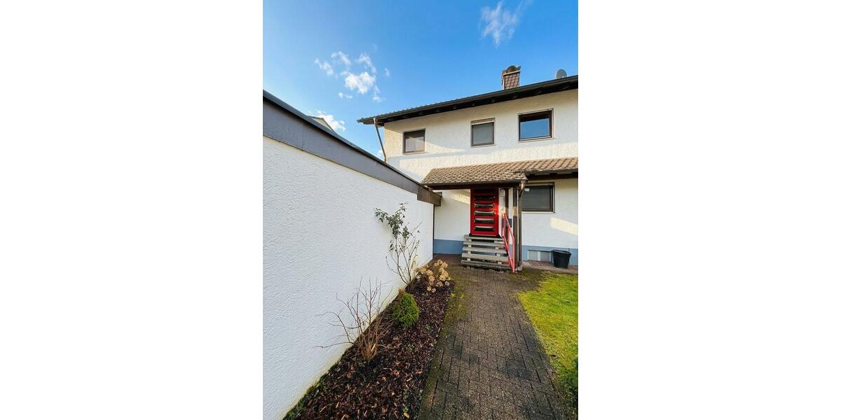 Doppelhaushälfte Gundelsheim - 4.5 Zimmer, 124 m&sup2;, 429.000&euro; | Angebot:26040105