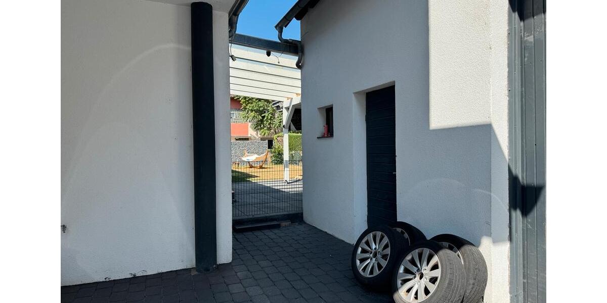 Doppelhaushälfte Bad Friedrichshall - 9 Zimmer, 153 m&sup2;, 590.000&euro; | Angebot:27189873