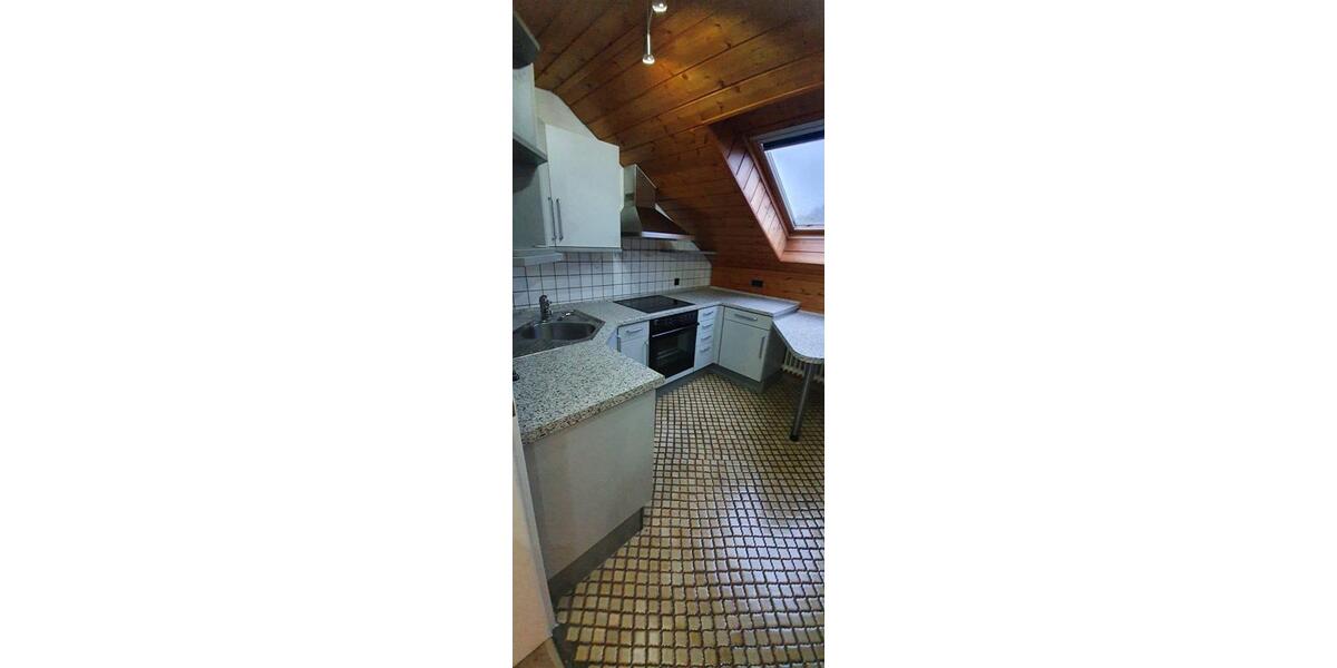Dachgeschoßwohnung Steinheim an der Murr - 2.5 Zimmer, 55 m&sup2;, 175.000&euro; | Angebot:26837404