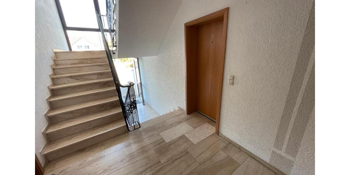Etagenwohnung Gundelsheim - 4 Zimmer, 71 m&sup2;, 280.000&euro; | Angebot:26149031