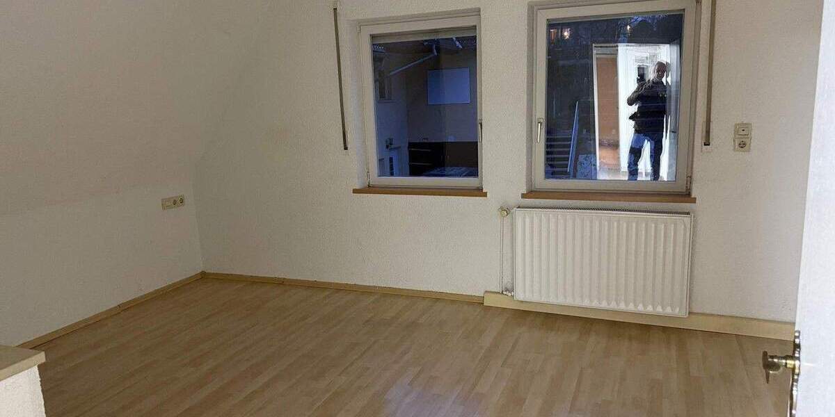 Einfamilienhaus Heilbronn Kirchhausen - 5 Zimmer, 100 m&sup2;, 298.000&euro; | Angebot:24735696