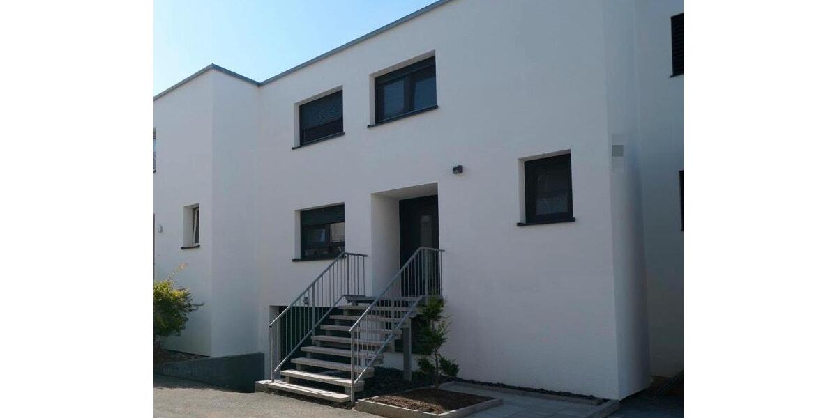 Charmantes Rhein-Mittelhaus in Heilbronn – Stilvoll & Zentrumsnah 4 zimmer