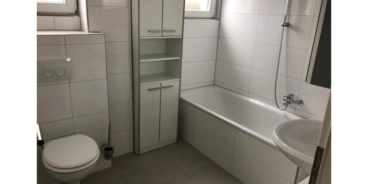 Etagenwohnung Gundelsheim - 3 Zimmer, 88 m&sup2;, 900&euro; | Angebot:26195039