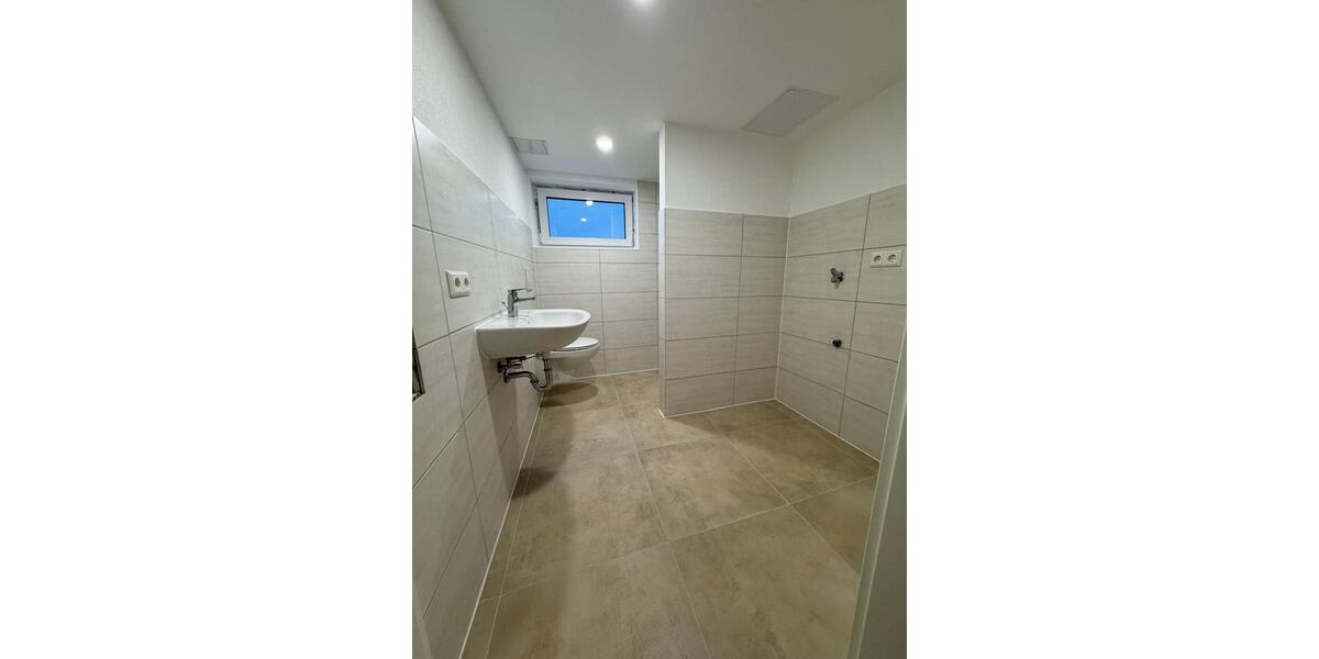 Etagenwohnung Sachsenheim - 5 Zimmer, 94 m&sup2;, 1.070&euro; | Angebot:24598425