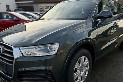 Audi Q3 2.0 TDI sport Navi Xenon SHZ AHK 117.000 km 16.990 &euro; Neckarsulm 74172