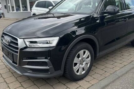 Audi Q3 2.0 TDI design quattro S-Tronic 150.000 km 15.990 &euro; Neckarsulm 74172