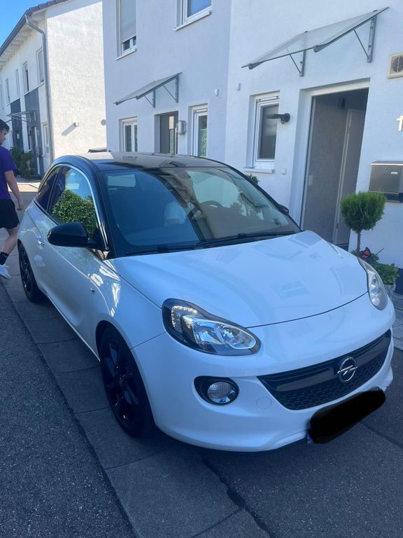 Opel Adam 46.000 km 10.800 € Leutenbach 71397