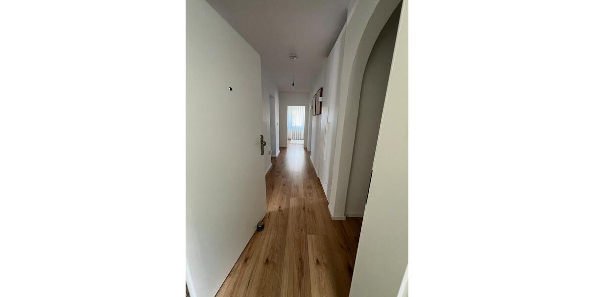 Mehrfamilienhaus, Wohnhaus Backnang - 8 Zimmer, 233 m&sup2;, 855.000&euro; | Angebot:26926172