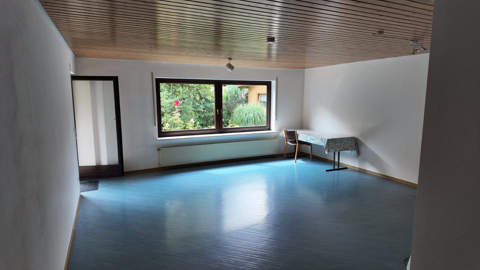 Zweifamilienhaus 238m² im Grünen, Glasfaser, Scheune