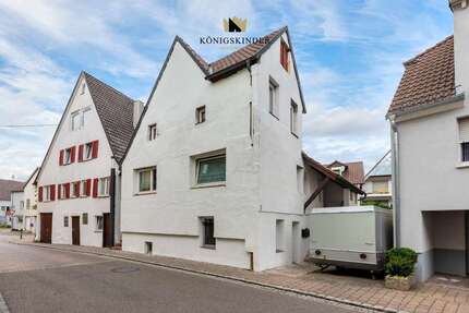 Haus Cleebronn - 8 Zimmer, 145 m&sup2;, 249.000&euro; | Angebot:26757799