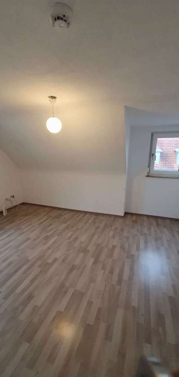 WG-Zimmer in Heilbronn 398 € 9.5 m² zimmer