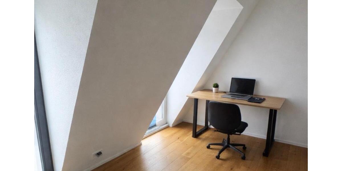 Dachgeschoßwohnung Langenbrettach - 4.5 Zimmer, 103 m&sup2;, 1.200&euro; | Angebot:25231546