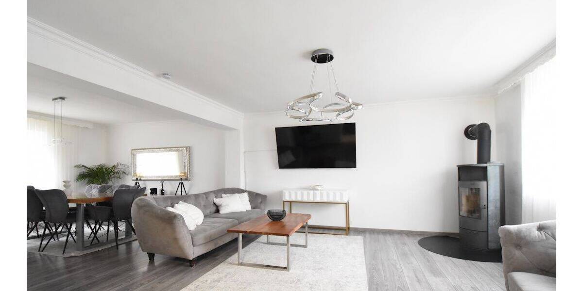 Einfamilienhaus Sinsheim - 9 Zimmer, 202 m&sup2;, 499.000&euro; | Angebot:26841140