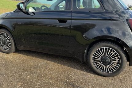 Fiat 500e 39.500 km 14.250 &euro; Bad Rappenau 74906